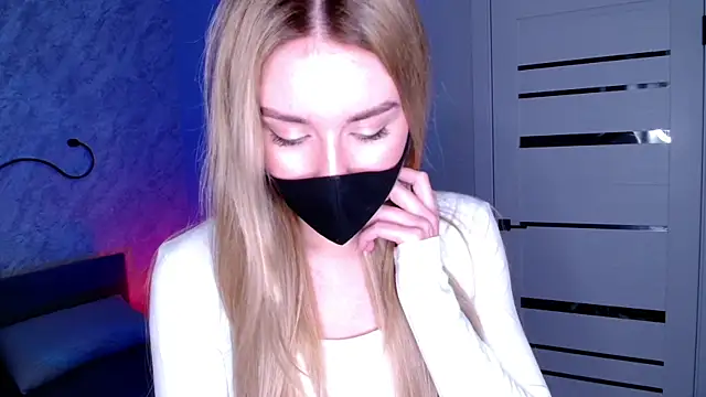 LulyDOLL online show from 04/08/26, 06:24