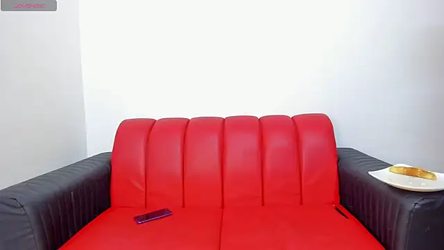 Snapshot of Latinhot_couple3 chatting on 04/04/26, 01:41 Latinhot couple3 online show from 04/04/26, 01:41