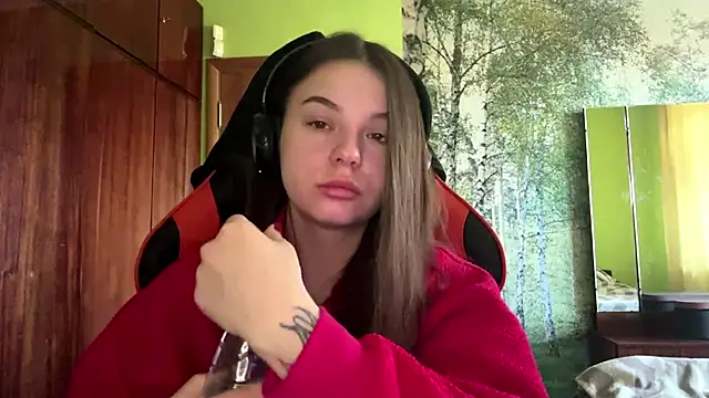 ThedaStrevell online show from 04/14/26, 09:04