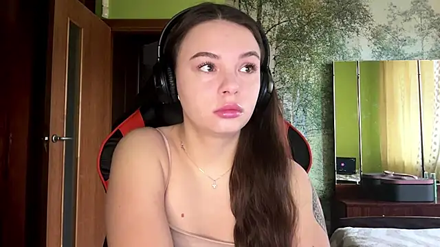 ThedaStrevell online show from 04/16/26, 08:15