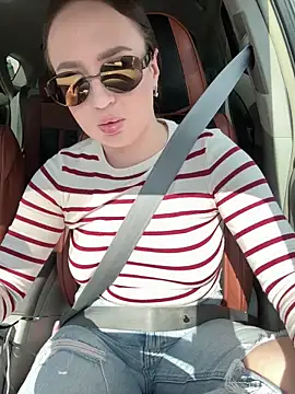 lexy night online show from 04/10/26, 10:20