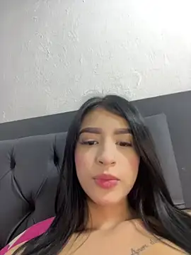 Hannaa blondee online show from 04/08/26, 12:32