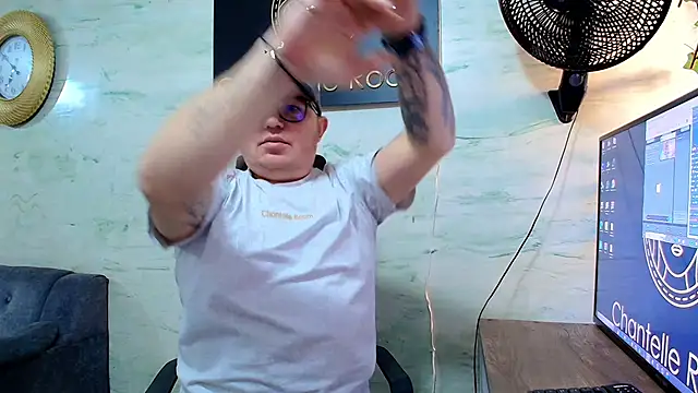 maximo daddy online show from 05/05/26, 11:51