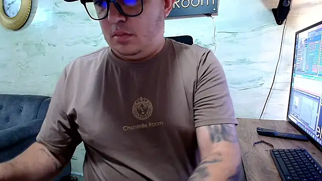 maximo daddy online show from 05/06/26, 01:38