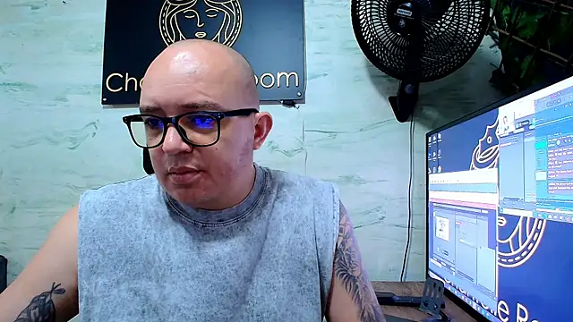 maximo daddy online show from 05/10/26, 01:44