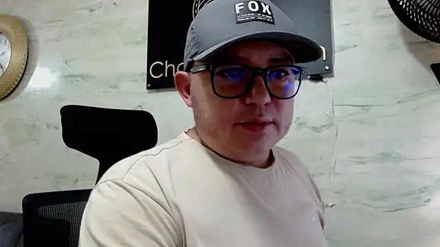 maximo daddy online show from 05/13/26, 07:22