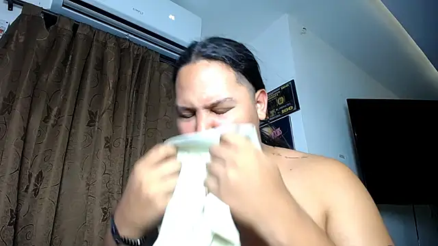 Junaiker roa1 online show from 04/07/26, 02:01