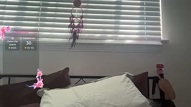 Yourmommysilk online show from 07/08/26, 12:26
