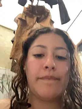 Snapshot of Amber_rosse_outdoors chatting on 03/29/26, 07:47 Amber rosse outdoors online show from 03/29/26, 07:47