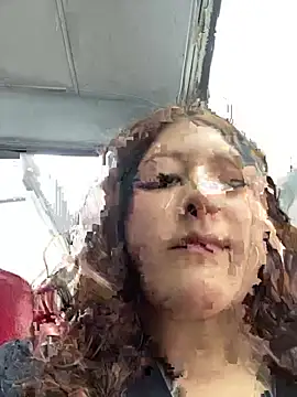 Snapshot of Amber_rosse_outdoors chatting on 04/10/26, 05:28 Amber rosse outdoors online show from 04/10/26, 05:28