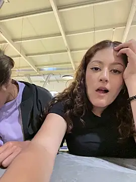 Snapshot of Amber_rosse_outdoors chatting on 04/15/26, 01:45 Amber rosse outdoors online show from 04/15/26, 01:45