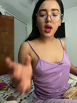 Snapshot of valvam_ chatting on 03/23/26, 06:06 valvam online show from 03/23/26, 06:06