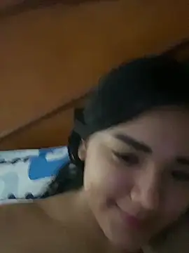 Snapshot of valvam_ chatting on 04/09/26, 06:19 valvam online show from 04/09/26, 06:19