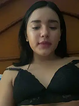 Snapshot of valvam_ chatting on 04/11/26, 08:40 valvam online show from 04/11/26, 08:40