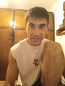 Snapshot of Tomasselo chatting on 03/28/26, 02:55 Tomasselo online show from 03/28/26, 02:55