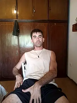 Snapshot of Tomasselo chatting on 03/28/26, 07:35 Tomasselo online show from 03/28/26, 07:35