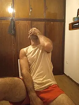 Snapshot of Tomasselo chatting on 04/03/26, 11:36 Tomasselo online show from 04/03/26, 11:36