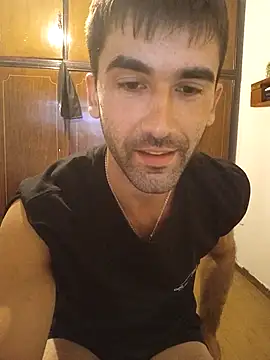 Snapshot of Tomasselo chatting on 04/04/26, 05:32 Tomasselo online show from 04/04/26, 05:32