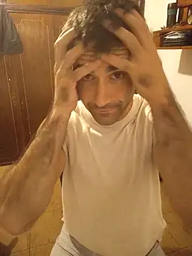 Snapshot of Tomasselo chatting on 04/16/26, 04:02 Tomasselo online show from 04/16/26, 04:02