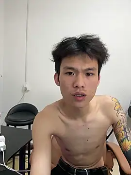 zzzzppp3 online show from 04/06/26, 12:39