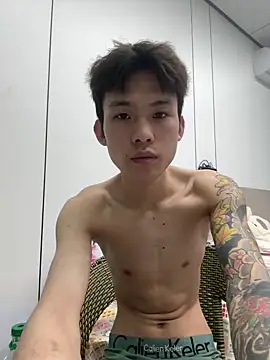 zzzzppp3 online show from 04/09/26, 03:39