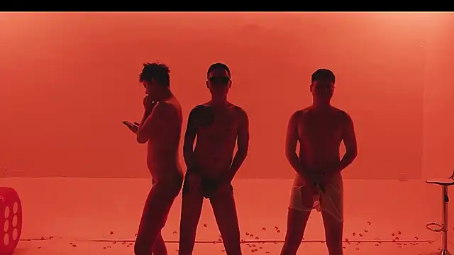 Snapshot of YLBOY-666 chatting on 04/15/26, 07:58 YLBOY-666 online show from 04/15/26, 07:58