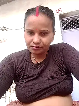 Shivani09900 online show from 06/25/26, 06:07