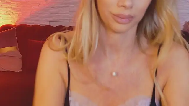 AngelWooW online show from 04/03/26, 05:38