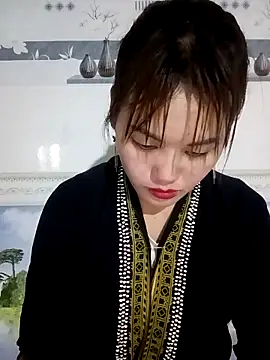 meg 06 online show from 04/15/26, 11:49