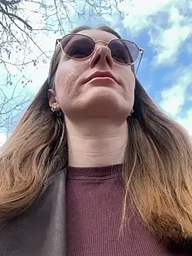 Snapshot of FReyja_44 chatting on 03/28/26, 08:03 FReyja 44 online show from 03/28/26, 08:03