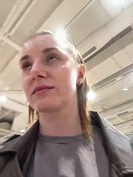 Snapshot of FReyja_44 chatting on 03/29/26, 10:26 FReyja 44 online show from 03/29/26, 10:26