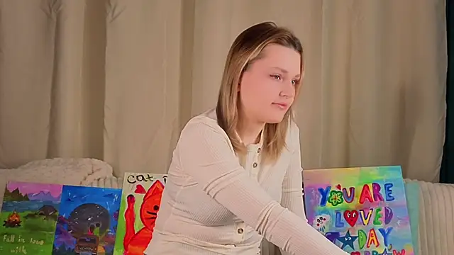 Snapshot of LorriMonz chatting on 04/08/26, 01:16 LorriMonz online show from 04/08/26, 01:16