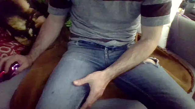 ACruoreX online show from 04/17/26, 12:02