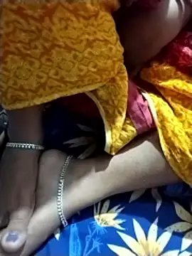 Snapshot of deshi_girl_2007 chatting on 04/04/26, 10:35 deshi girl 2007 online show from 04/04/26, 10:35