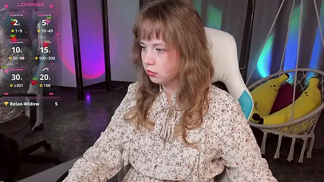 LeonaHicks online show from 05/18/26, 06:08