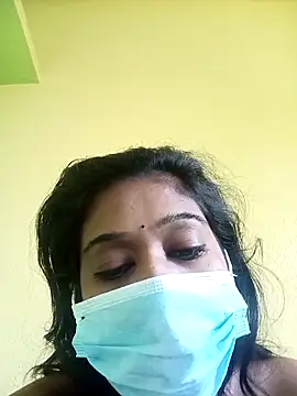 bannerjeesneha20 online show from 04/01/26, 02:01