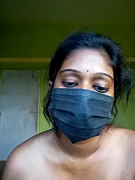 bannerjeesneha20 online show from 04/13/26, 02:28