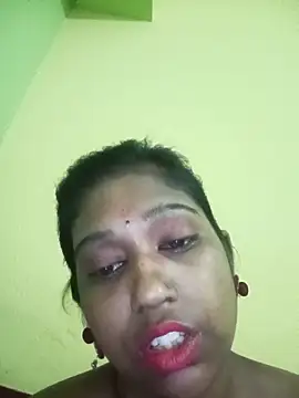 bannerjeesneha20 online show from 05/30/26, 07:22