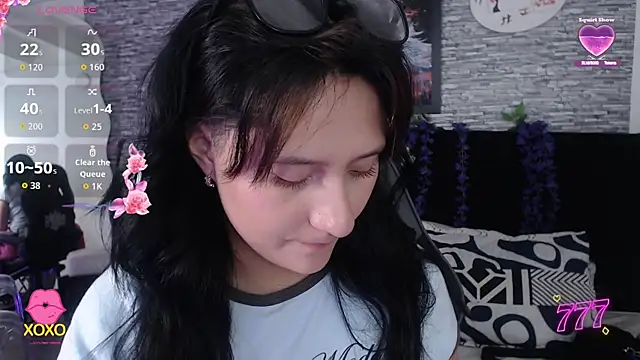 eyes moonn online show from 07/16/26, 12:55