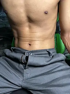 Snapshot of tukangcoli31 chatting on 04/01/26, 12:17 tukangcoli31 online show from 04/01/26, 12:17