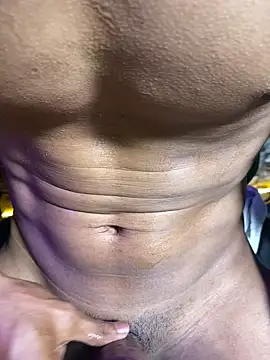 Snapshot of tukangcoli31 chatting on 04/09/26, 01:05 tukangcoli31 online show from 04/09/26, 01:05