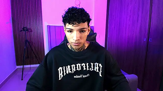 im Usuga online show from 04/10/26, 08:30