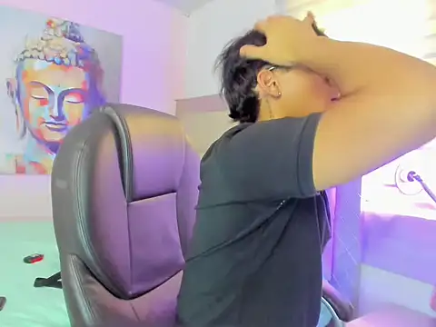 Snapshot of mathias_oberlin chatting on 04/08/26, 07:47 mathias oberlin online show from 04/08/26, 07:47