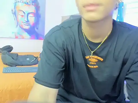 Snapshot of mathias_oberlin chatting on 04/09/26, 07:30 mathias oberlin online show from 04/09/26, 07:30