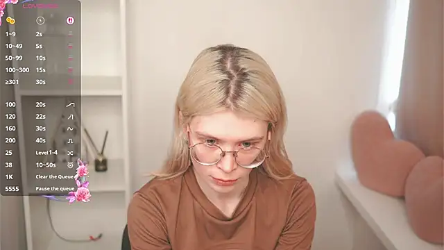 CarleySuski online show from 04/09/26, 04:56