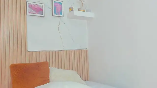 Sami Loveee  online show from 04/15/26, 09:37