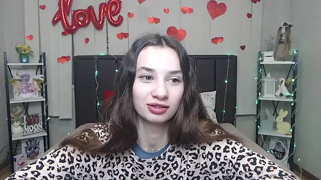 Je55icaBreeze online show from 04/15/26, 05:25