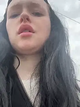 Flora Ray online show from 04/16/26, 02:07