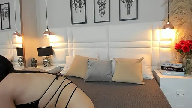 Snapshot of Hanna__mitsury_ chatting on 04/12/26, 12:32 Hanna mitsury online show from 04/12/26, 12:32