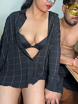 Snapshot of ClappingInsider chatting on 04/04/26, 05:54 ClappingInsider online show from 04/04/26, 05:54